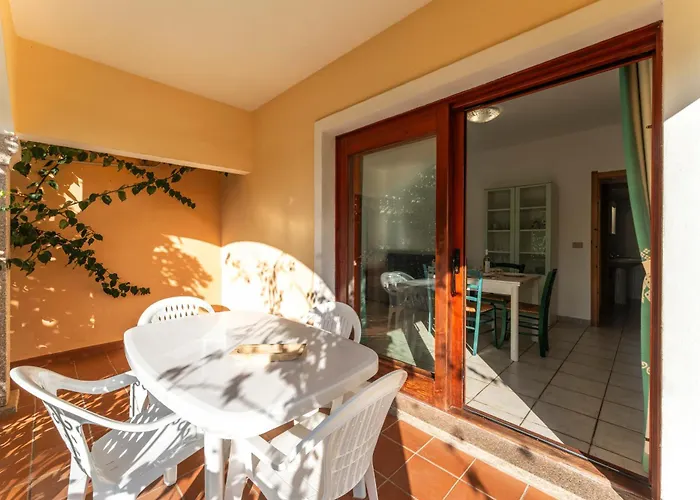 Апартаменты I Giardini Di Badus 4 People